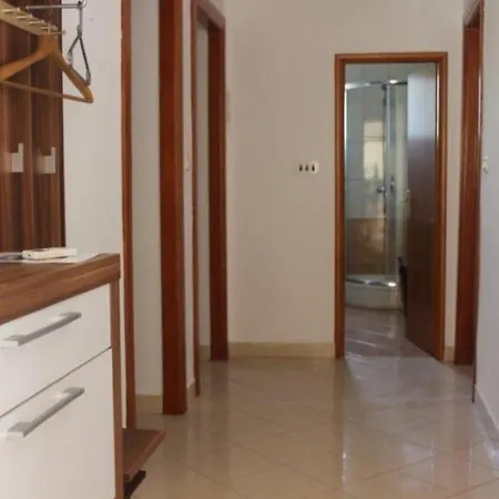 Prázdninový dům House In With Sea View, Terrace, Air Conditioning, Wifi *