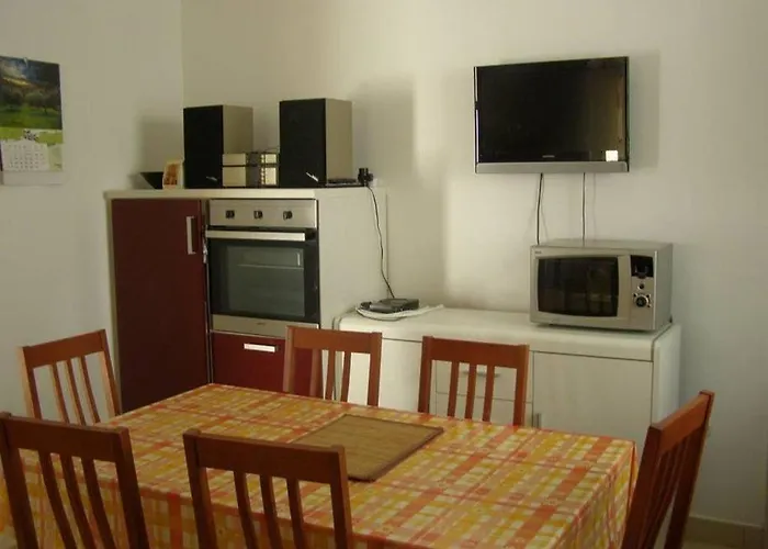 House In With Sea View, Terrace, Air Conditioning, Wifi Дом отдыха