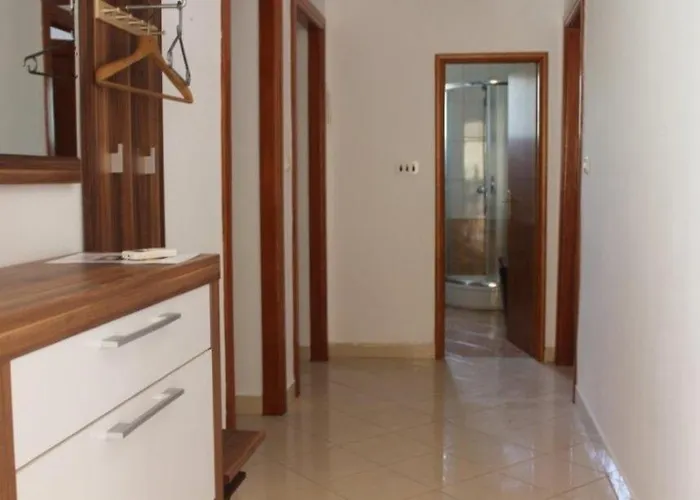 Дом отдыха House In With Sea View, Terrace, Air Conditioning, Wifi *